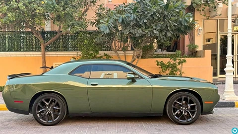 Challenger V6 2020 Green Dodge Reg 2024