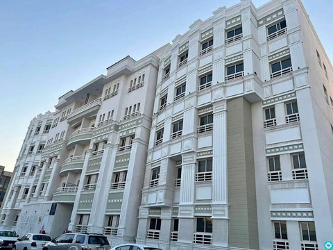 Spacious 2bhk and 3bhk Available Family Apartment Fully Furnished Located in Al muntaza.
